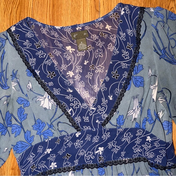 Anthropologie Fei Silk Floral Blouse ASO Lorelai in Gilmoure Girls Size 4 - Picture 2 of 10